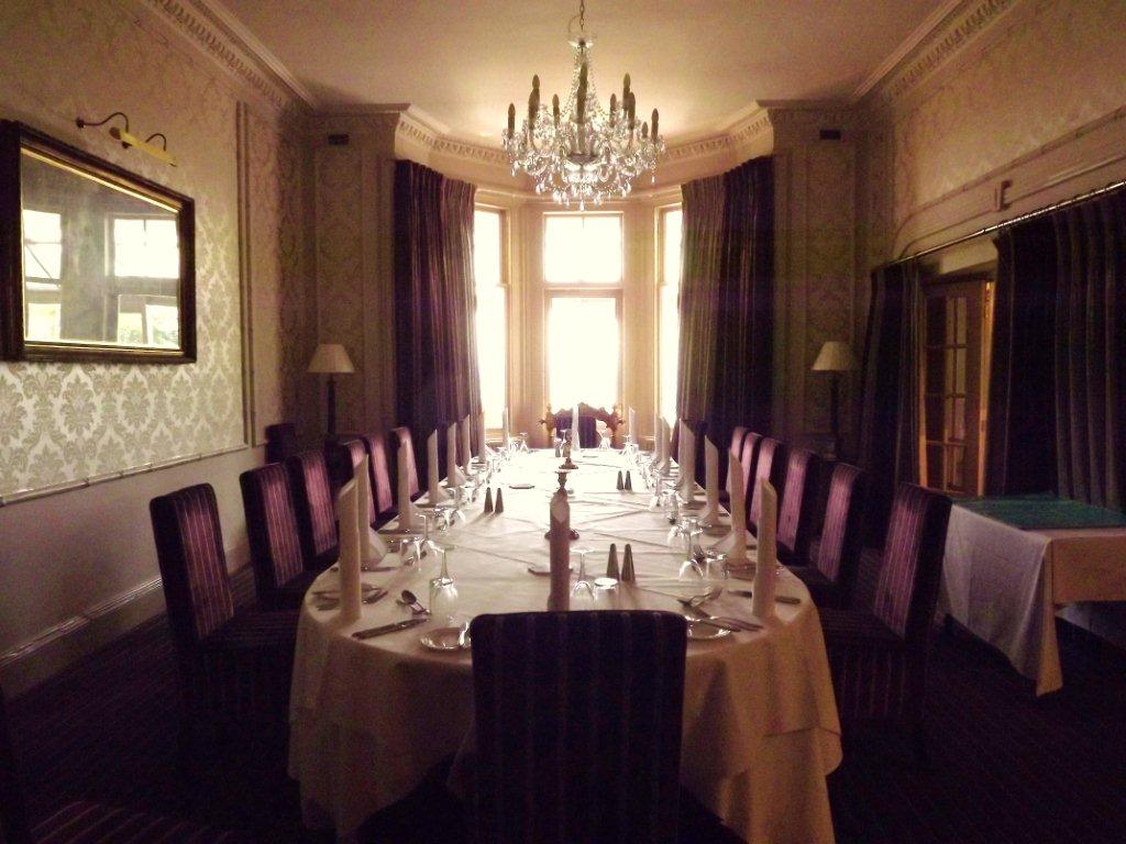 Old Manor Hotel Lundin Links Exteriör bild