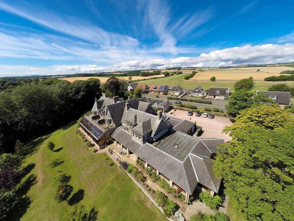 Old Manor Hotel Lundin Links Exteriör bild